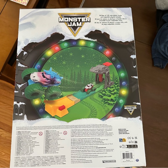 Monster Jam - Advent Calendar 2025 Holiday Series 1:72 Scale - Picture 2 of 2